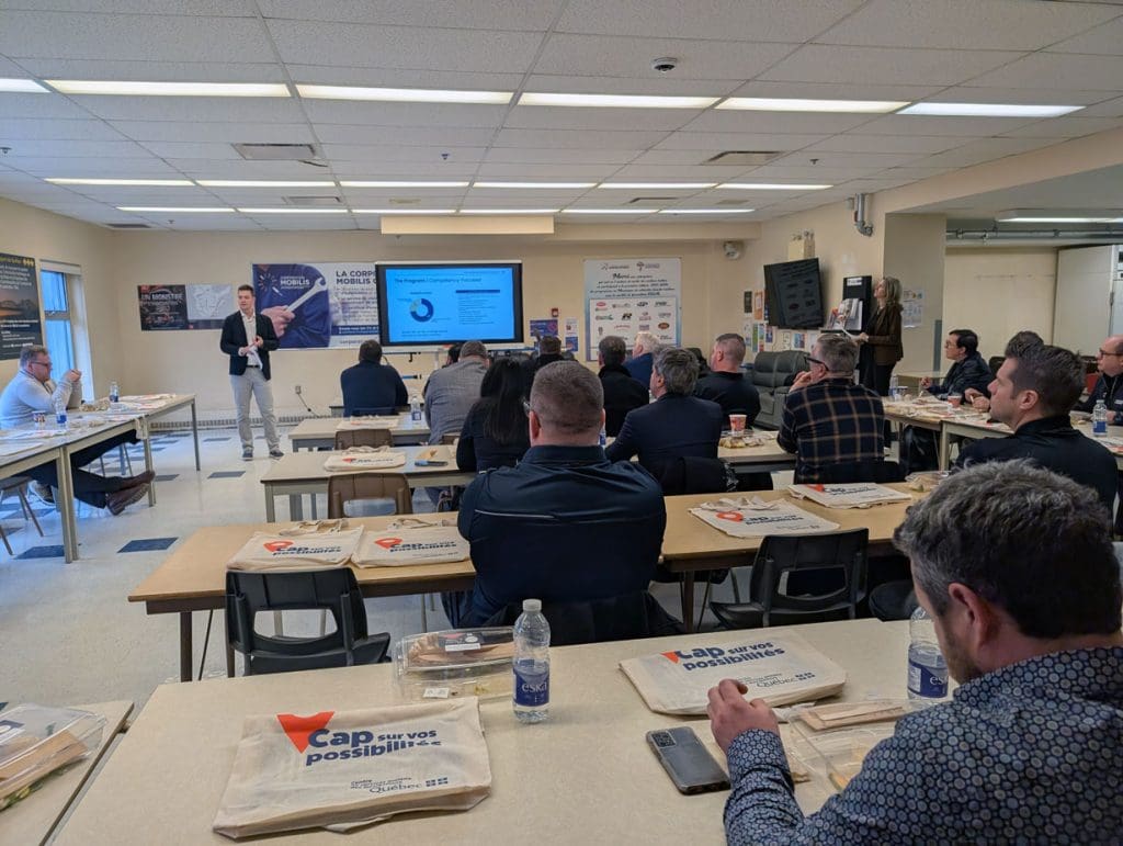 Visite de Naval Québec : le CSSDN au cœur du développement des compétences en construction navale - Visite du CFMVL